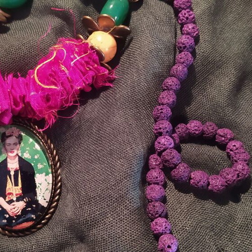 Boho ethnic handmade vintage necklace pendant with Frida Kalo portrait like new