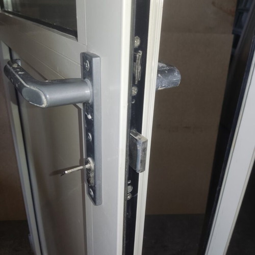 Aluminum door used, beige color, dimensions 76x241cm, frame 5.5cm