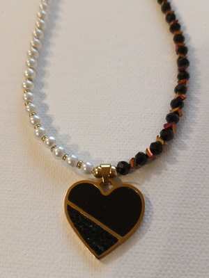 Necklace 707 handmade, new, black Abysse