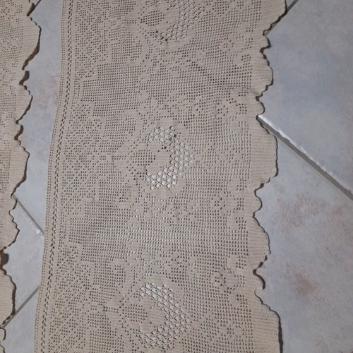 Handmade beige lace set of 2, like new