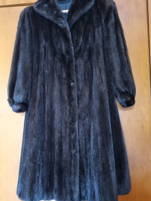 Mink fur coat single-piece handmade like new, black