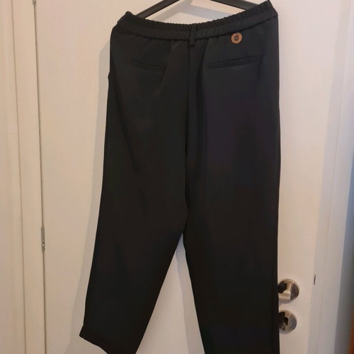 Lynne black pants size L like new