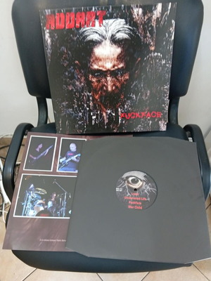 Addart Fuckface Vinyl EP like new, signed metal
