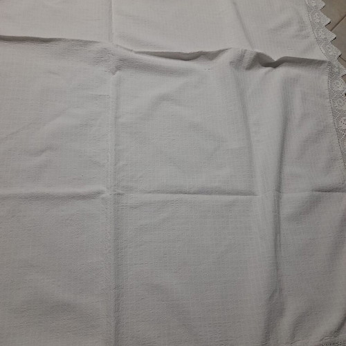 Handmade woven tablecloth with lace, like new, white 133x160 cm