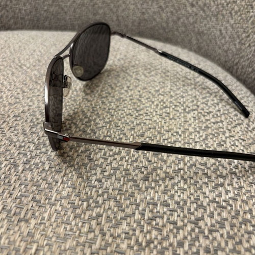 Tommy Hilfiger TH2023/S men's polarized sunglasses, aviator style