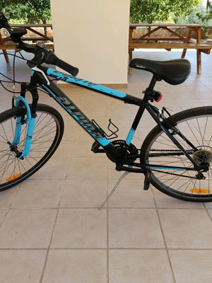 Alpina trekking bicycle 28 inch with 6 speeds used, blue