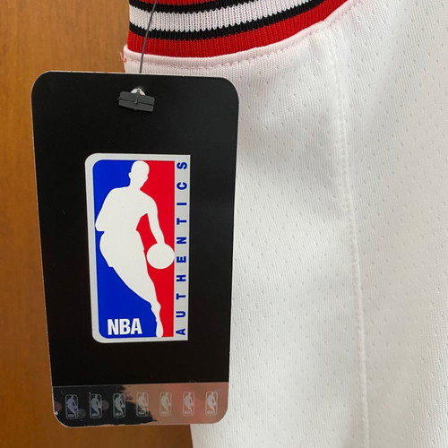 Jersey - Michael Jordan Chicago Bulls NBA Nike Jersey White Size XL Collectible