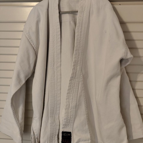 Vintage Kwon Karate Gi for Child 9-11 Years Like New
