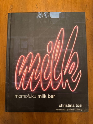 Βιβλίο μαγειρικής Momofuku Milk Bar καινούργιο, συνταγές ζαχαροπλαστικής και αρτοποιίας