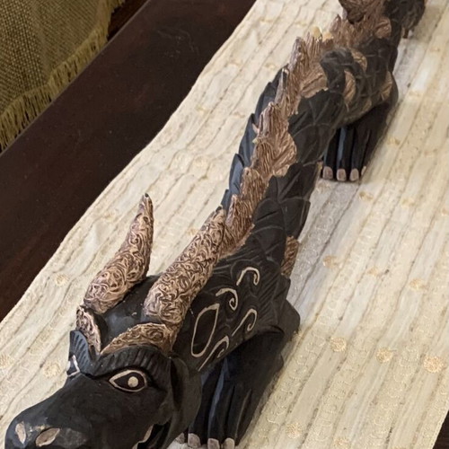 Wooden dragon 1 meter, like new with minor damage