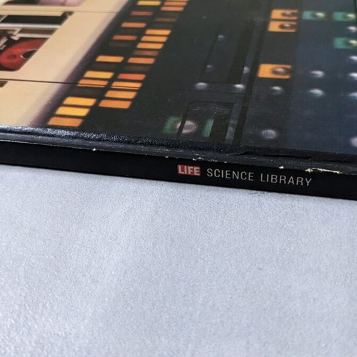 Guide to science book used, English
