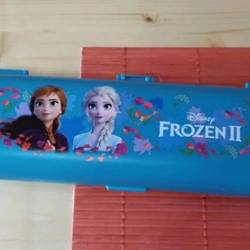 Travel case for children's electric Oral-B toothbrush Frozen Elsa