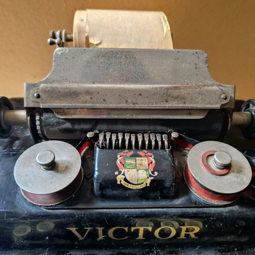Victor mechanical calculator new