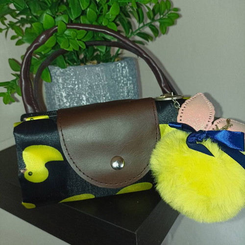 Origami Foldable Waterproof Handbag with Duck Print and Keychain like New