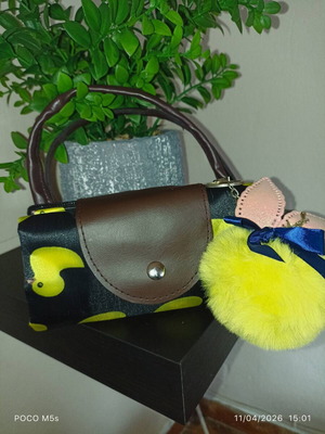 Origami Foldable Waterproof Handbag with Duck Print and Keychain like New