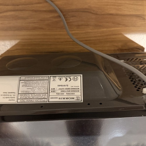 Morris microwave oven used in excellent condition