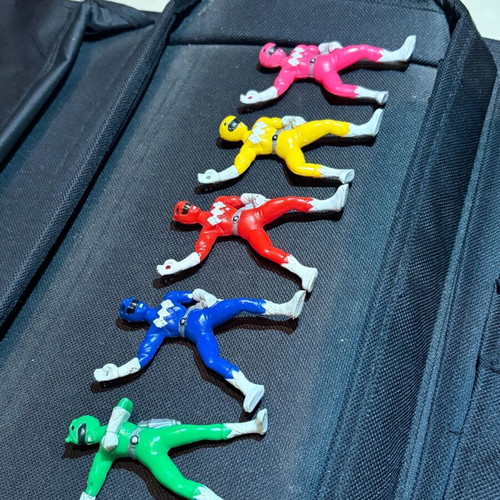Power Rangers cake toppers used, set of 5 pieces 1999