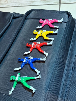 Power Rangers cake toppers used, set of 5 pieces 1999