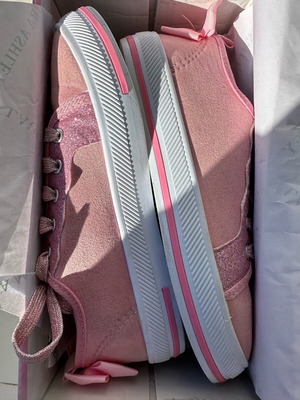Laura Ashley girls canvas sneakers like new, size 32, pink
