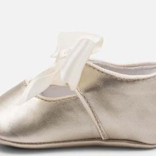 Mayoral baby shoes pearly with bow new, available sizes 15,19
