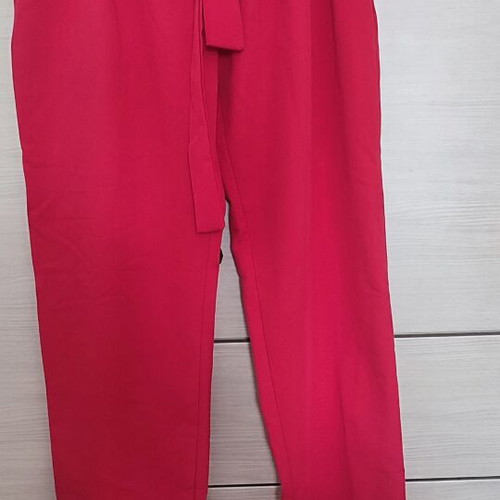 High-waisted pants with belt, like new, red, size M