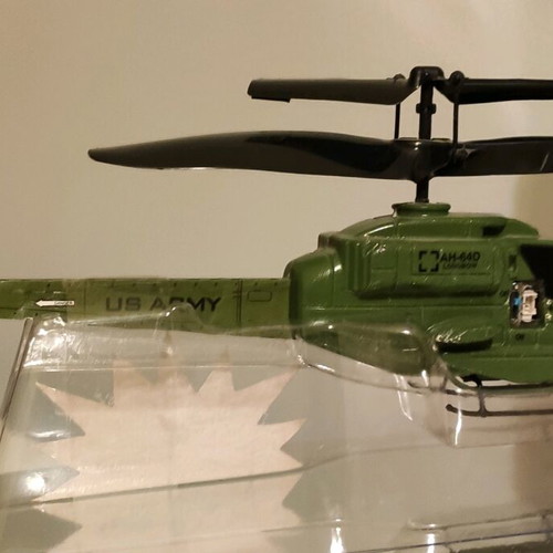 Remote-controlled helicopter
