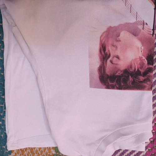 Titanic women's T shirt white like new