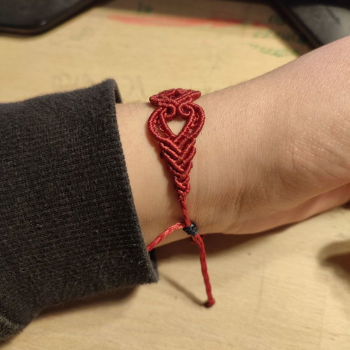 Macrame bracelet with heart shapes, new, dark red
