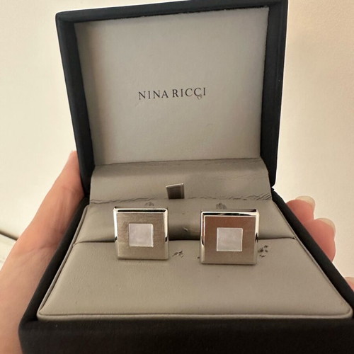 Nina Ricci cufflinks like new
