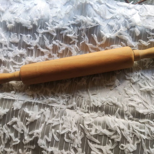 Wooden rolling pin like new in very good condition