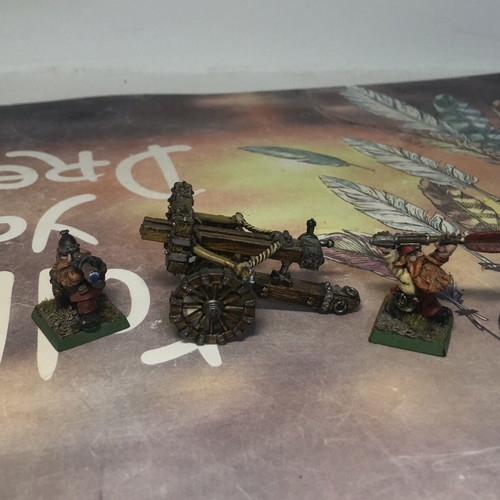 Warhammer Fantasy Battles Dwarf Bolt Thrower with Crew metal
