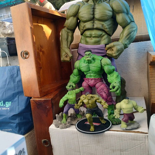 Συλλογή 20 φιγούρων Hulk σαν καινούργιο