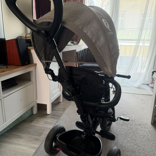 QPlay Folding Tricycle Rito Plus Eva Grey used, broken clip on belt