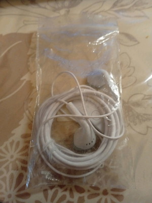 Samsung earbuds new
