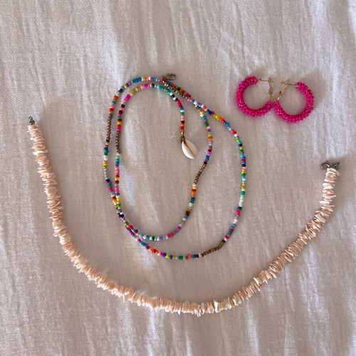 Necklace set with shells and colorful beads, used, summer earrings
