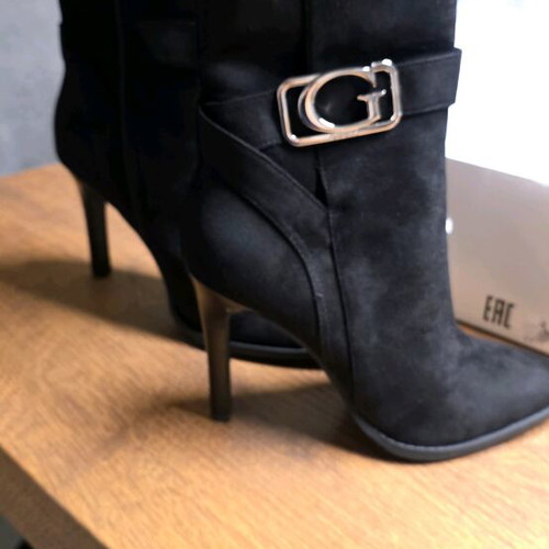 Guess suede boots new, size 40, black