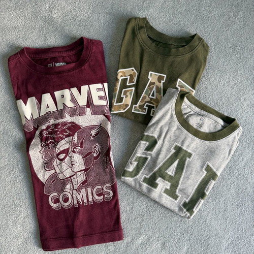 GAP kids long-sleeve shirts like new, 4 years, 3 colorful pieces