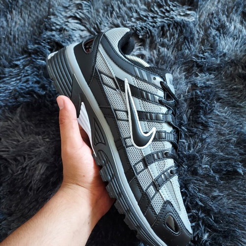 Nike P-6000 sneakers black and grey size 43