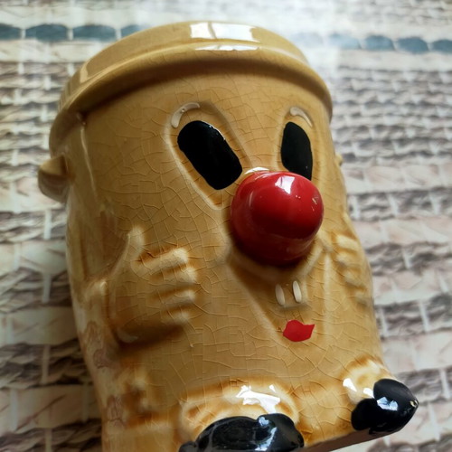 Decorative ceramic jar
