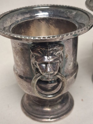 Vintage Viners Sheffield silverplated lion head container set like new