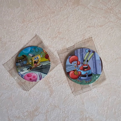 2 SpongeBob Chipicao collectible tags