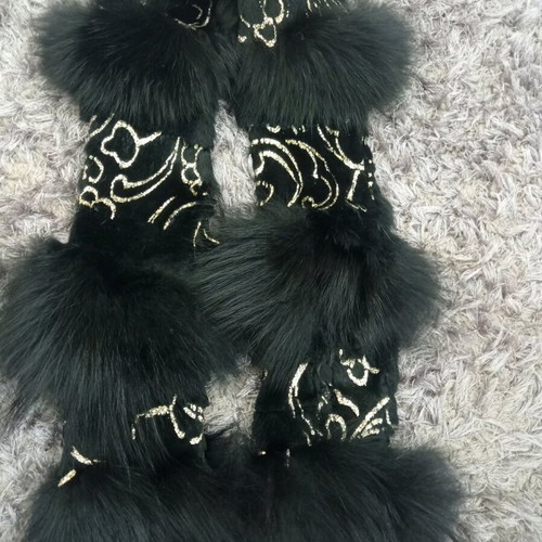 Fur scarf like new, black, genuine leather and fur