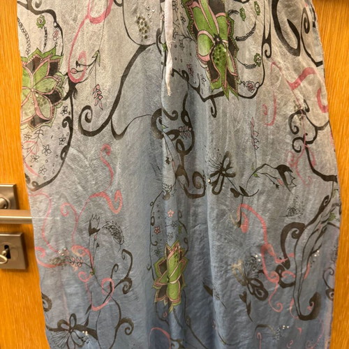 Rangoon 100% silk tunic with sequins like new, XS turquoise