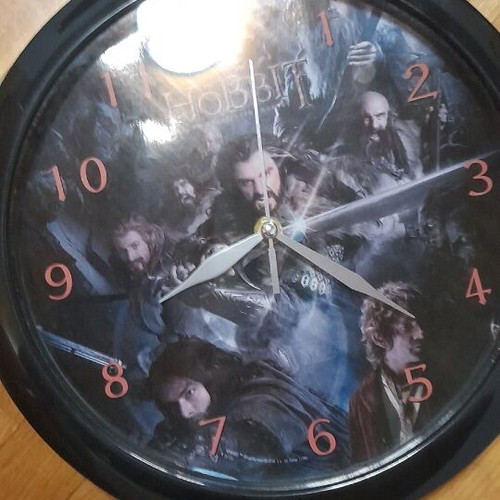 Hobbit wall clock used, analog