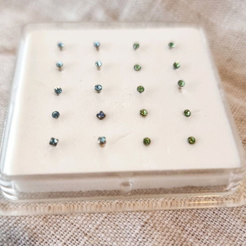Nose stud earrings new, pack of 20 with rhinestones