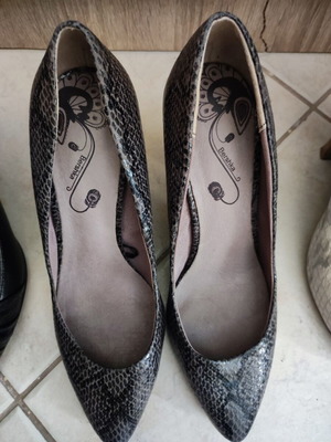 Elite black pumps size 36 used