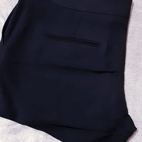 Classic Glamour Penelope Cruz Suit Shorts for Mango XL, like new, cool wool