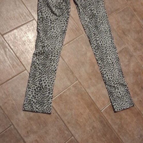 Kids leggings, size 8 to 10 years, animal print