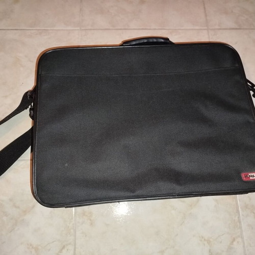 Aquip laptop bag for up to 17" like new, with strap