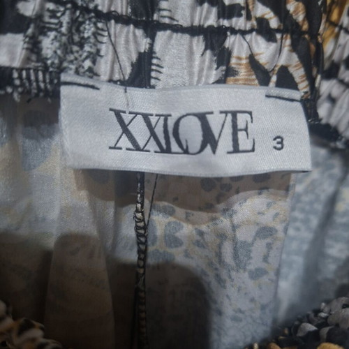 XXLOVE set of 3 pieces satin fabric, like new